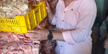 ضبط 3.75 طن دواجن فاسدة قبل طرحها باسواق بالغربية 2 - جريدة المساء ضبط 3.75 طن دواجن فاسدة قبل طرحها باسواق بالغربية 1 - جريدة المساء