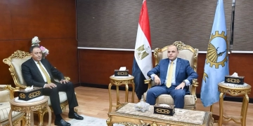 محافظ الغربية يستقبل مدير الأمن الجديد ويؤكد استمرار التنسيق بين الأجهزة التنفيذية والأمنية لتحقيق الصالح العام. 2 - جريدة المساء محافظ الغربية يستقبل مدير الأمن الجديد ويؤكد استمرار التنسيق بين الأجهزة التنفيذية والأمنية لتحقيق الصالح العام. 1 - جريدة المساء