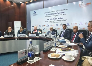 وزير الصناعة يلتقي أعضاء اتحاد غرف التجارة والصناعة الهندية FICCI لبحث سبل جذب مزيد من الشركات الهندية للسوق 25 - جريدة المساء