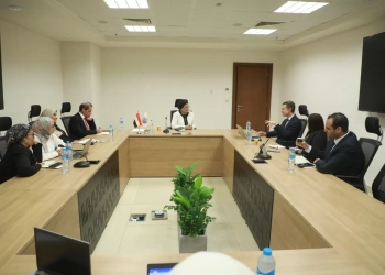 نائبة وزير الصحة بحثت سبل التعاون مع الوكالة الفرنسية للتنمية وإكسبيرتيز فرانس للارتقاء بجودة خدمات الرعاية الصحية الأولية 28 - جريدة المساء