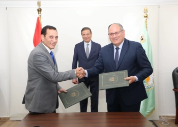 وزير الزراعة يشهد توقيع اتفاق بين "الريف المصري الجديد" و"مركز البحوث الزراعية" للتوسع في إنتاج هجن الطماطم 27 - جريدة المساء