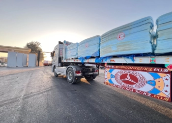 الهلال الأحمر بواصل دعم الأشقاء الفلسطينيين بآلاف الأطنان من المساعدات الإنسانية الشاملة 22 - جريدة المساء
