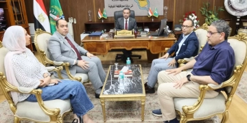 محافظ المنوفية يناقش مع مساعد وزير الصحة معدلات الأداء و الارتقاء بالخدمات الطبية 1 - جريدة المساء