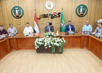 محافـظ المنوفية: تعظيم الإيرادات و رفع كفاءة الأداء لتنمية الموارد 33 - جريدة المساء