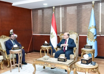 محافظ الغربية يستقبل مساعد وزير الصحة والسكان لشؤون مبادرات الصحة العامة لبحث دعم وتطوير المبادرات الصحية 28 - جريدة المساء