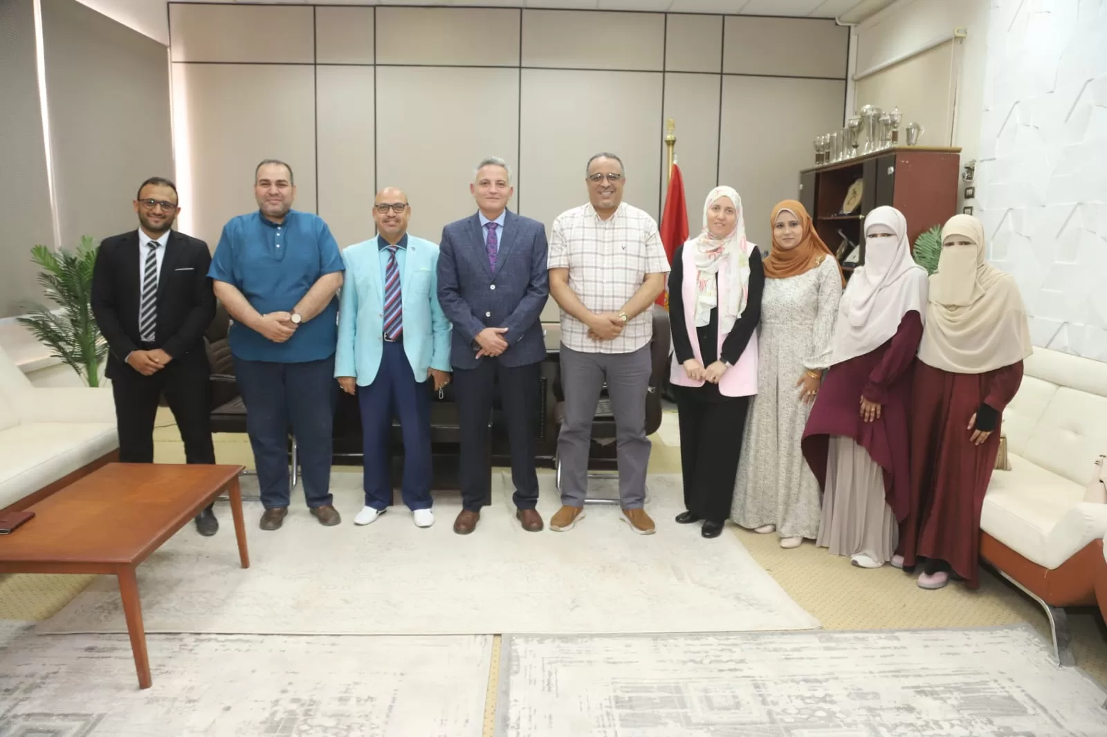 جامعة قنا تبحث مستقبل التعليم الرقمي.. رسالة ماجستير حول الدعم الإلكتروني والواقع المعزز 51 - جريدة المساء