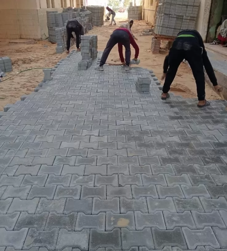 محافظ كفرالشيخ : الإنتهاء من تركيب 20 ألف متر مربع من بلاط الإنترلوك بشوارع سيدي سالم 19 - جريدة المساء