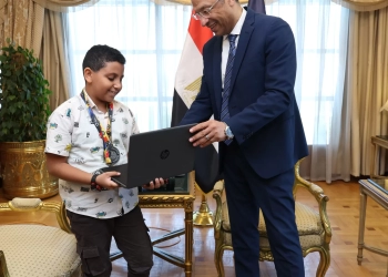 وزير الاتصالات : المواهب التكنولوجية الواعدة ثروة وطنية نعمل علي دعمها لتحويل شغفها لابتكارات وحلول قادرة على المنافسة عالميًا 27 - جريدة المساء