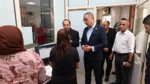 يقلل الوقت والجهد.. محافظ الجيزة يشيد بنظام «الباركود» خلال زيارته للمركز التكنولوجي بحي جنوب 28 - جريدة المساء