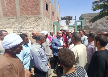 ضمن "حياة كريمة".. نائب محافظ الجيزة يتابع التجهيزات النهائية بمشروع الصرف الصحي بقرية القبابات بأطفيح 23 - جريدة المساء