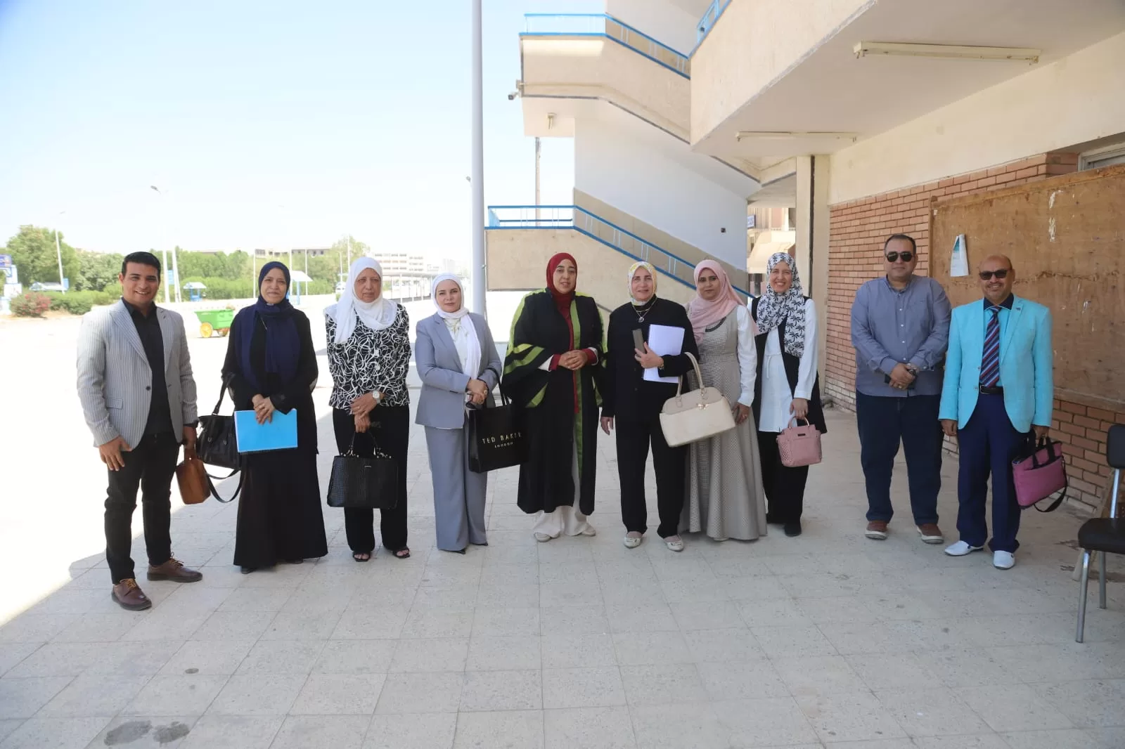 التكنولوجيا الحديثة في خدمة التعليم.. رسالة دكتوراه بجامعة قنا تقدم نموذجًا لتطوير أداء المعلمين 36 - جريدة المساء