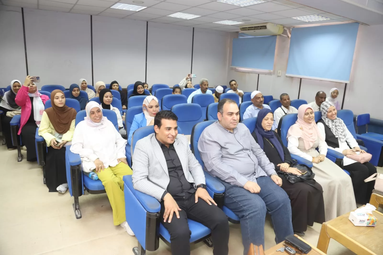 التكنولوجيا الحديثة في خدمة التعليم.. رسالة دكتوراه بجامعة قنا تقدم نموذجًا لتطوير أداء المعلمين 30 - جريدة المساء