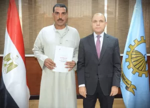 محافظ الغربية يُسلّم 5 عقود تقنين لأراضي أملاك الدولة للمستفيدين عبر المنصة الوطنية 21 - جريدة المساء