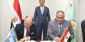 وزير الزراعة يشهد توقيع مذكرة تفاهم بين «البحوث الزراعية» والمعهد الوطني للتكنولوجيا الزراعية الارجنتيني 1 - جريدة المساء