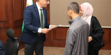 عقود عمل وفحص عقار مخالف بحدائق الأهرام.. محافظ الجيزة يعقد اللقاء الأسبوعي لشكاوى المواطنين 1 - جريدة المساء
