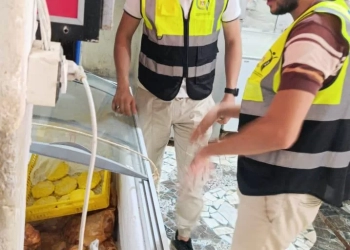 محافظ الغربية: ضبط أكثر من ربع طن دجاج فاسد داخل مطبخ مطعم بطنطا وحملات مكثفة لحماية المواطنين من الأغذية غير الصالحة 25 - جريدة المساء
