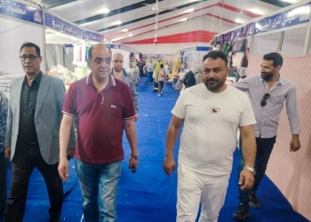 رئيس "الجيزة التجارية" يتفقد «أهلاً مدارس» قبل انطلاقه.. ماذا قال للتجار؟ 23 - جريدة المساء