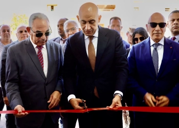 وزير التربية والتعليم ومحافظ الإسماعيلية يفتتحان المدرسة الثانوية للتكنولوجيا التطبيقية والغاز والطاقة المتجددة 25 - جريدة المساء