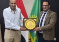 تقديرًا لدعمه مدارس الشروق.. مدير التعليم يكرّم رئيس الجهاز 21 - جريدة المساء