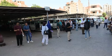 محافظ المنوفية يتفقد مجمع مواقف سيارات الأجرة بشبين 1 - جريدة المساء