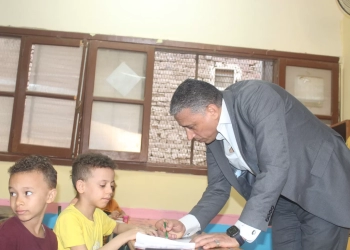 مدير «تعليم الجيزة» يتفقد مدارس بولاق الدكرور.. ويُشدد على إنهاء الصيانات ومعالجة ضعف القراءة والكتابة لطلاب الابتدائي 25 - جريدة المساء