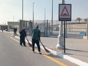 محافظة الجيزة تنتهي اليوم من أعمال رفع كفاءة الطرق المؤدية للمتحف الكبير والأهرامات (صور) 25 - جريدة المساء