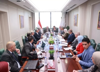 الصحة :بحث موقف المشروعات الإنشائية المتعاقد عليها لصالح الوزارة مع جهاز مشروعات الخدمة الوطنية 28 - جريدة المساء الصحة :بحث موقف المشروعات الإنشائية المتعاقد عليها لصالح الوزارة مع جهاز مشروعات الخدمة الوطنية 27 - جريدة المساء