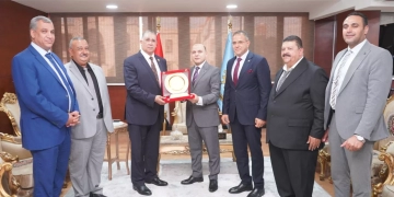 محافظ الغربية استقبل نقيب المحامين.. ويبحث توسيع أطر التعاون المؤسسي ودعم العمل النقابي بما يعزز تقديم الخدمات للمواطنين 1 - جريدة المساء