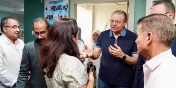 رئيس هيئة الاعتماد تفقد «مستشفى العظام الجامعي» وعددا من المنشآت الصحية بأسوان 1 - جريدة المساء
