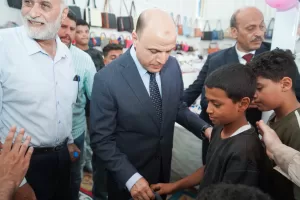 محافظ الغربية افتتح معرض «أهلاً مدارس» ويتفقد سوق اليوم الواحد بقطور وبسيون ويشدد على الالتزام بالأسعار 23 - جريدة المساء