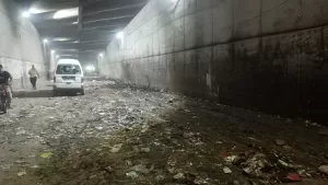 "نظافة وتجميل الجيزة" ترفع 1200 طن رتش من نفق روزاليوسف ببولاق الدكرور 22 - جريدة المساء