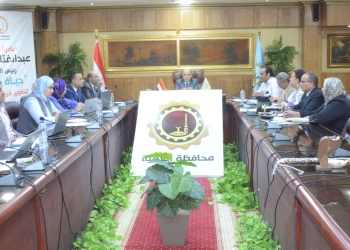 محافظ الغربية فى  اجتماع لجنة تقييم «المبادرة الوطنية للمشروعات الخضراء الذكية» 28 - جريدة المساء