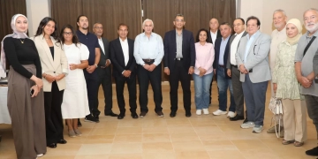 مستثمرو مرسى علم يشيدون بجهود محافظ البحر الأحمر فى دفع التنمية ودعم الاستثمار السياحى.. عبد عبداللطيف: ورقة عمل وٱلية موحدة  لحسم ملف المشروعات المتعثرة 1 - جريدة المساء