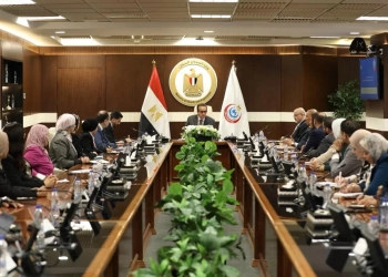 وزير الصحة فى الاجتماع الأول للجنة التوجيهية العليا لصوت المريض 25 - جريدة المساء