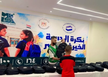 استمرار تسليم الحقائب والمستلزمات المدرسية ضمن مبادرة «بكرة المدرسة» بمختلف المحافظات 27 - جريدة المساء