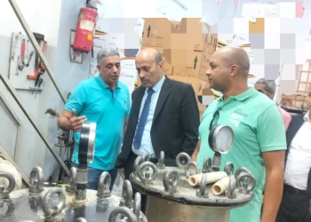 تموين الغربية يضبط مصنعًا مخالفًا لتصنيع وتعبئة زيوت السيارات..و10.4 طن زيوت مجهولة المصدر و4 آلاف كرتونة وجركن و1000 استيكر 24 - جريدة المساء