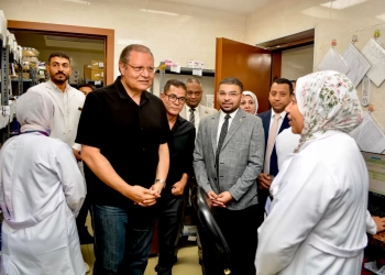 رئيس الرقابة الصحية تفقد منشآت التأمين الصحي الشامل بالأقصر ويتابع استدامة تطبيق معايير الجودة على أرض الواقع 25 - جريدة المساء