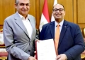 رئيس جامعة كفر الشيخ يهنئ الدكتور علي صبري سليمان لتجديد تعيينه أمينًا عامًا للجامعة 23 - جريدة المساء