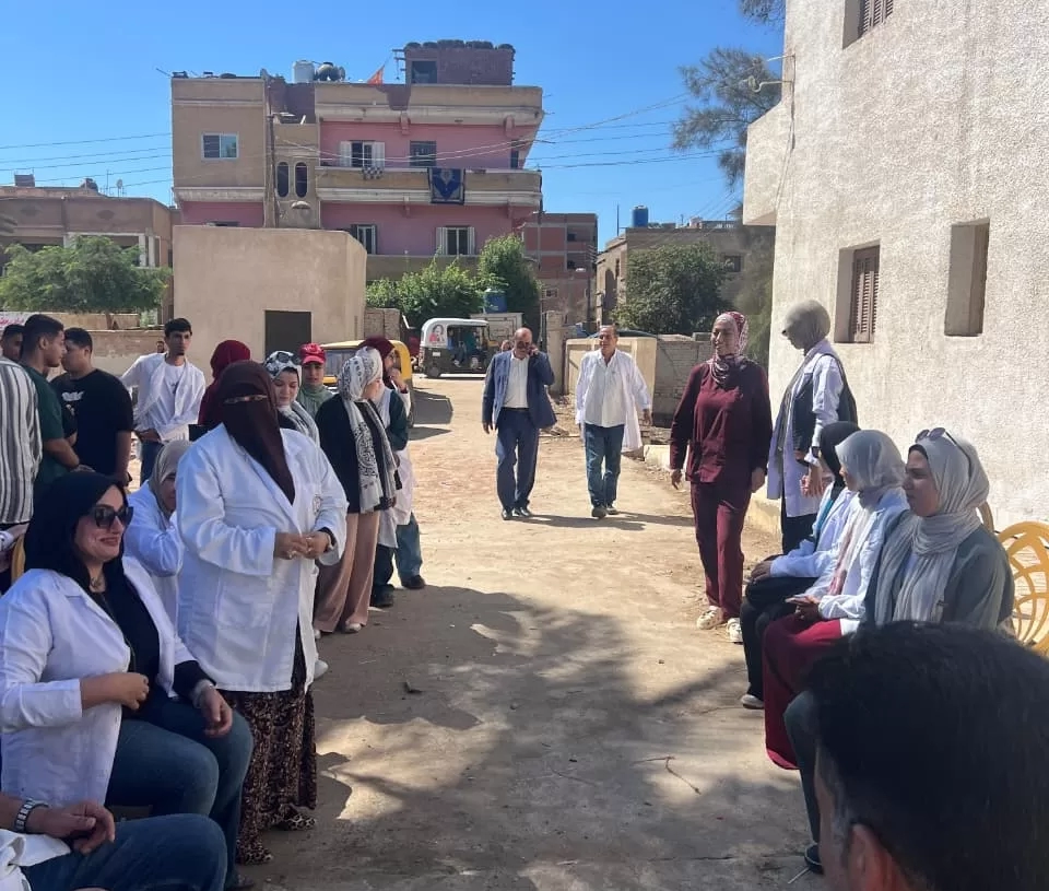 جولة ميدانية لرئيسة مركز ومدينة بيلا بروس الفرخ لمتابعة مشروعات البنية التحتية والخدمات 19 - جريدة المساء