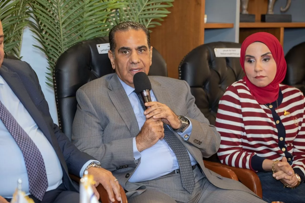 صالون سياسي لـ«الشعب الجمهوري» يناقش تعزيز دور الإدارة المحلية في التنمية 35 - جريدة المساء