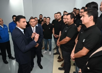 وزير الصناعة ومحافظ القليوبية يتفقدان مركز شركة "فوتون إكس" للبحوث والتطوير 28 - جريدة المساء وزير الصناعة ومحافظ القليوبية يتفقدان مركز شركة "فوتون إكس" للبحوث والتطوير 27 - جريدة المساء