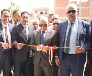 محافظ الغربية افتتح مدرسة حنون الابتدائية المشتركة بعد إعادة تأهيلها وتطويرها بالكامل ومدرسة «أنور زكريا » بزفتى 23 - جريدة المساء