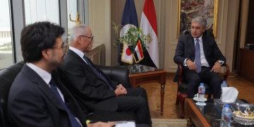 تنشيطا للحركة الوافدة من الشرق .. وزير السياحة يروج للمقاصد المصرية فى لقاءين منفصلين مع السفير اليابانى بالقاهرة ..و سفيرة مصر لدى سنغافورة  1 - جريدة المساء