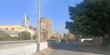 خلال جولته الميدانية.. محافظ الجيزة يكلف رئيس حي الدقي بتكثيف حملات الإشغالات بشارع سليمان جوهر 1 - جريدة المساء