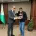 محافظ الجيزة يُسلّم عقود عمل ل3 من ذوي الهمم بأطفيح والعمرانية 6 - جريدة المساء