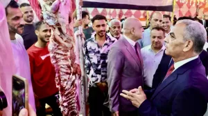 محافظ الإسماعيلية يؤكد علي توفير كميات من اللحوم بـ300 جنيه للكيلو بمعرض «أهلاً مدارس» 16 - جريدة المساء محافظ الإسماعيلية يؤكد علي توفير كميات من اللحوم بـ300 جنيه للكيلو بمعرض «أهلاً مدارس» 15 - جريدة المساء