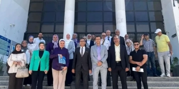 رئيس جامعة القناة يهنئ كلية العلوم بتجديد شهادة "الأيزو" 1 - جريدة المساء