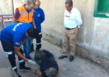 "التدخل السريع" بالتضامن ينقذ شخص فاقد للوعي بسوهاج من جحيم الشارع 24 - جريدة المساء